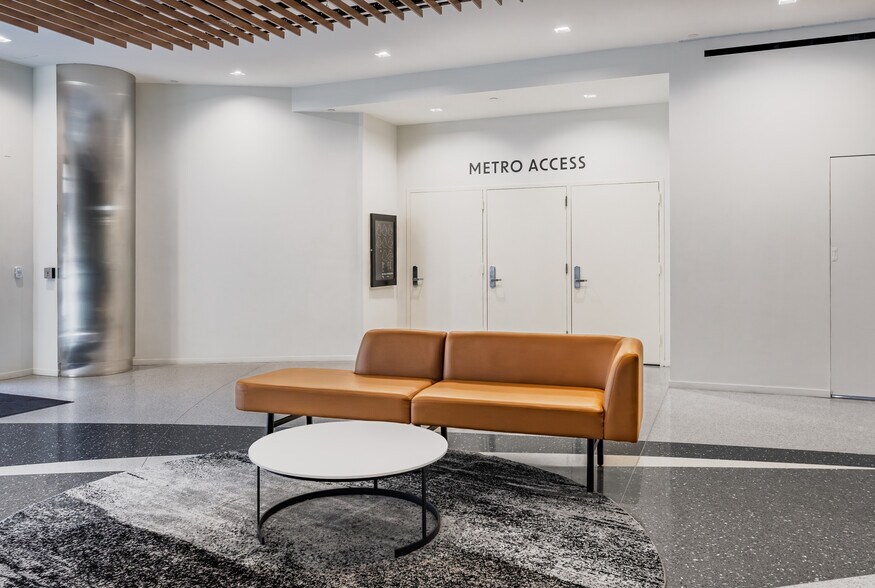 More Photos Of 5335 Wisconsin Ave NW, Washington Office For Lease