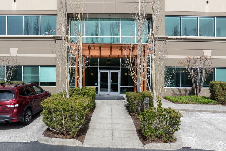 More Photos Of 35030 SE Douglas St, Snoqualmie Office For Sale
