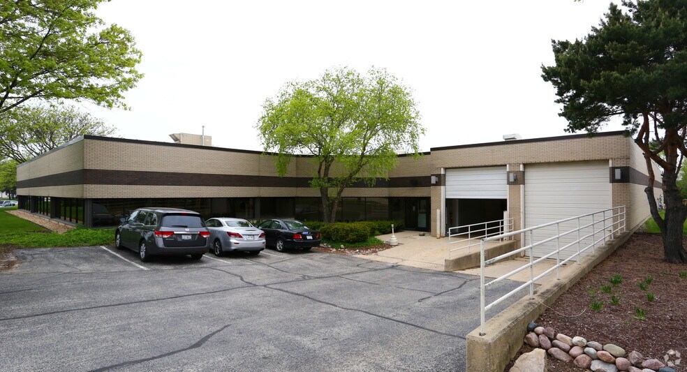 More Photos Of 1101 W Thorndale Ave, Itasca Manufacturing For Lease