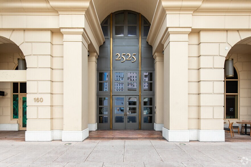 More Photos Of 2525 Ponce de Leon Blvd, Coral Gables Office Residential For Lease