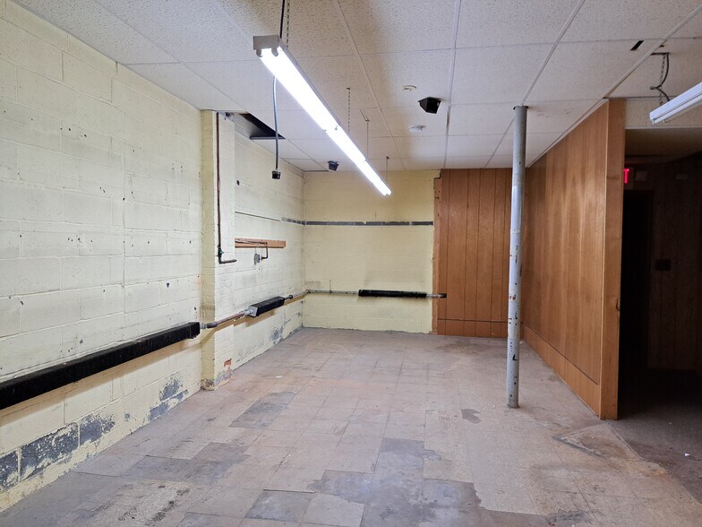 More Photos Of 41-43 Paterson Ave, Paterson Apartments For Sale