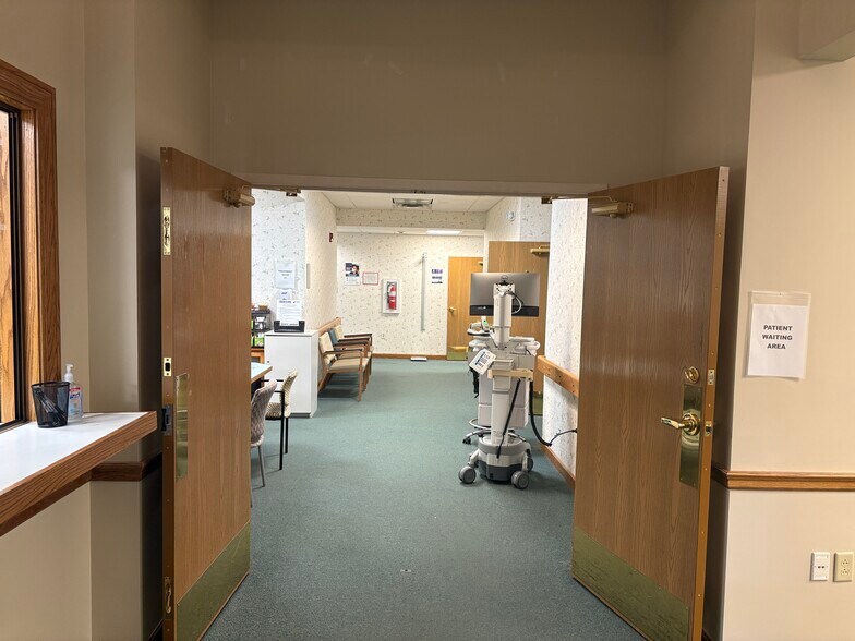 More Photos Of 3452 Brodhead Rd, Monaca Medical For Lease
