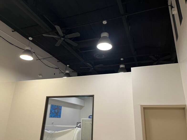 More Photos Of 4850 E Baseline Rd, Mesa Coworking Space