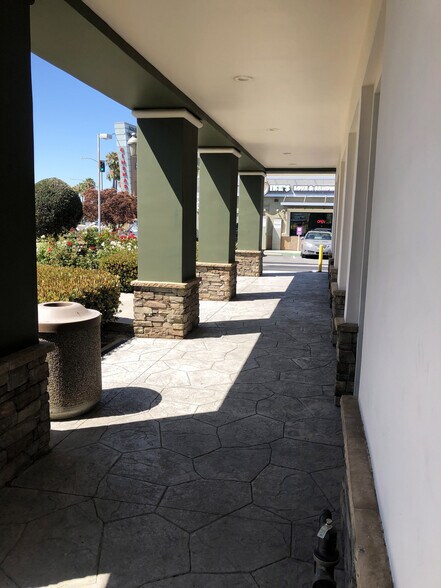 More Photos Of 20820 Avalon Blvd, Carson Unknown For Lease