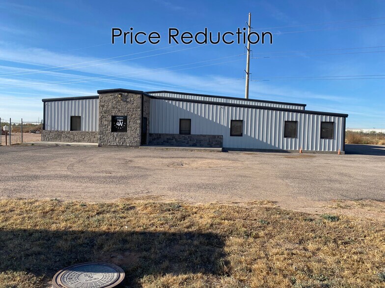 More Photos Of 1010 S Meadow Ave, Odessa Warehouse For Sale