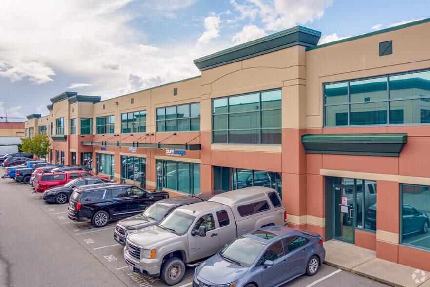 More Photos Of 20285 Stewart Cres, Maple Ridge Warehouse For Lease