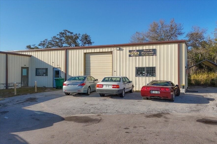 More Photos Of 5623-5627 Lawton Dr, Sarasota Warehouse For Sale