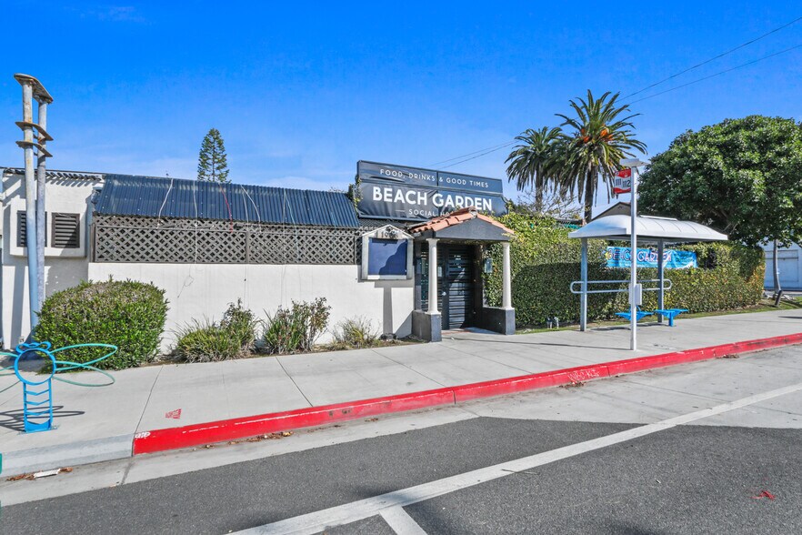 More Photos Of 1923 E Broadway, Long Beach Restaurant For Lease