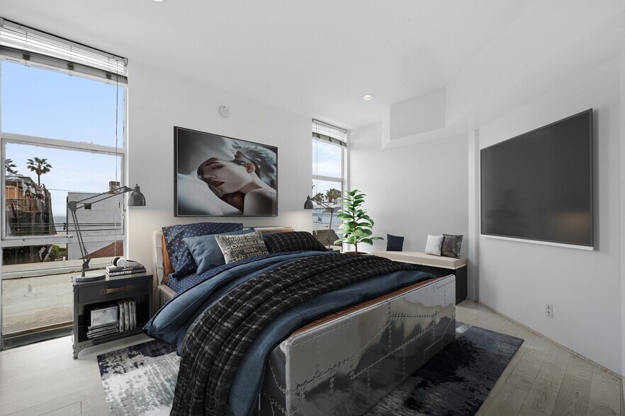 More Photos Of 22 28th Ave, Venice Apartments For Sale