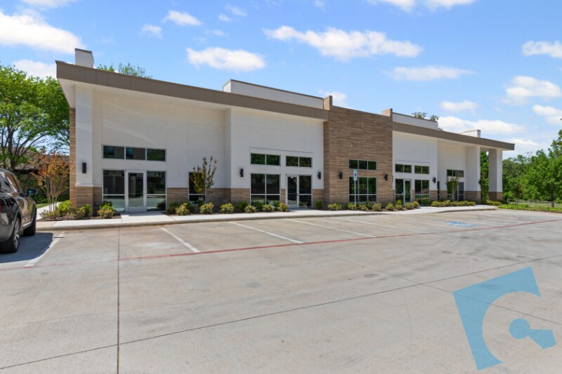 More Photos Of 1802 W Pleasant Ridge Rd, Arlington Medical For Sale