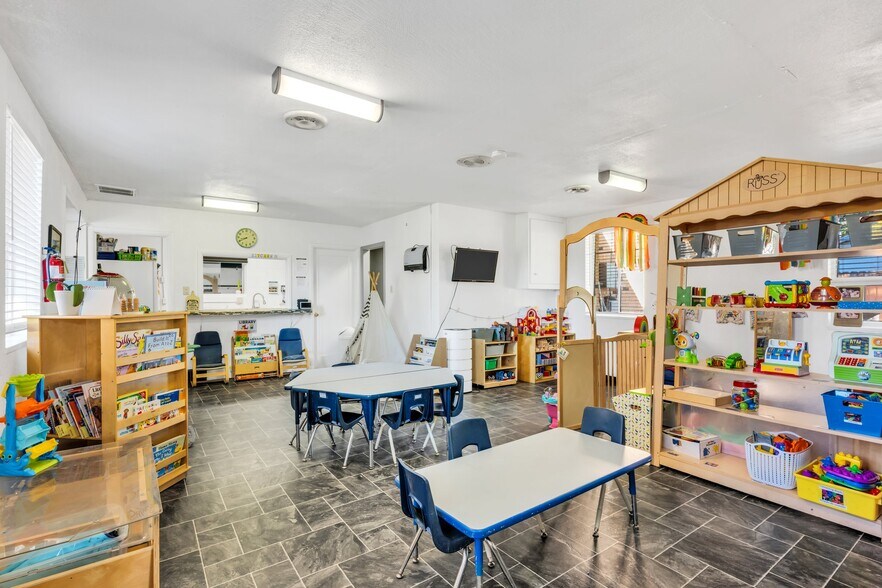 More Photos Of 505 Del Rey Ave, Canon City Schools For Sale