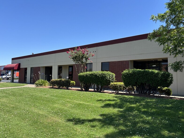 Primary Photo Of 2521-2551 Del Monte St, West Sacramento Warehouse For Lease