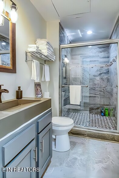 More Photos Of 145 S Gay St, Knoxville Restaurant For Sale