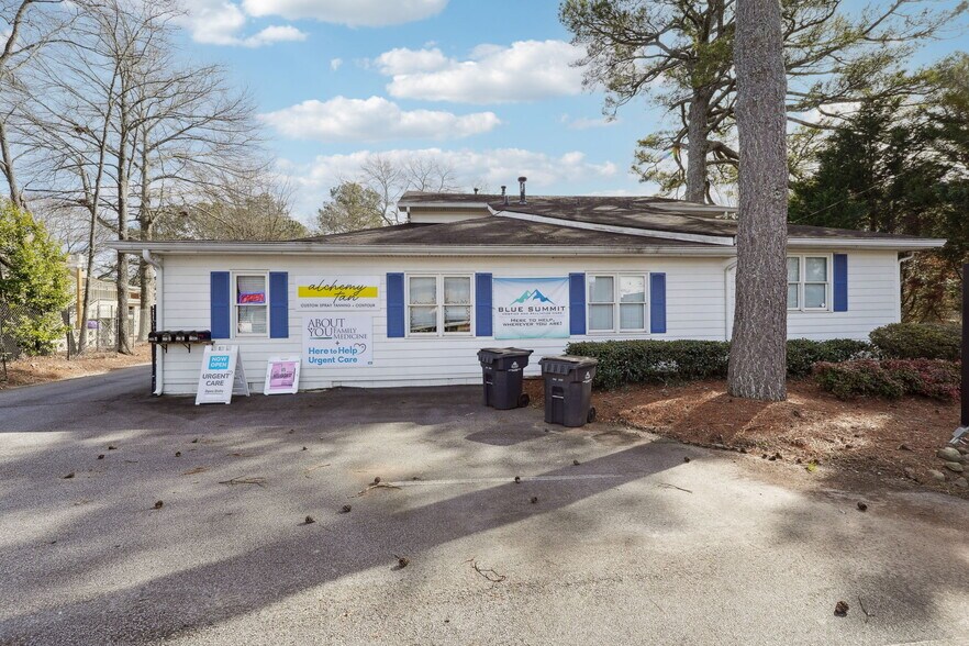 More Photos Of 1137 Alpharetta St, Roswell Office Residential For Lease