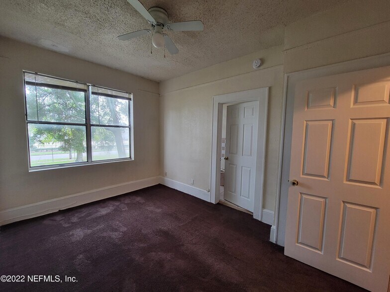 More Photos Of 2514 Walnut St, Jacksonville Apartments For Sale