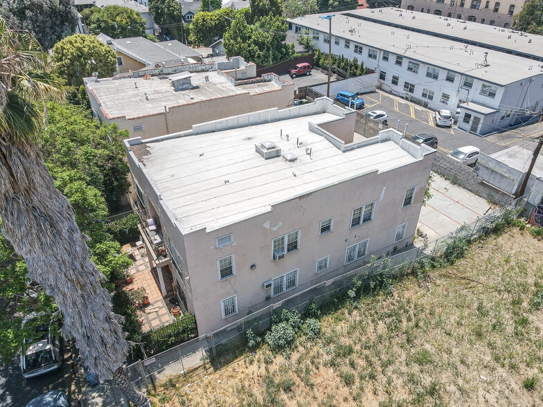 More Photos Of 1435-1437 1/2 N Las Palmas Ave, Los Angeles Apartments For Sale