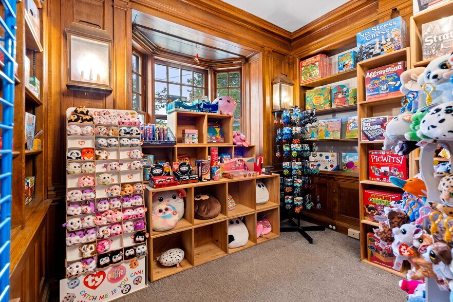 More Photos Of 504 Main St, Medfield Office For Sale