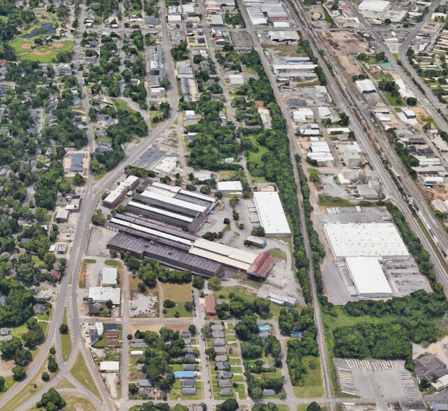 More Photos Of 4607 5th Ave S, Birmingham Service Station For Sale