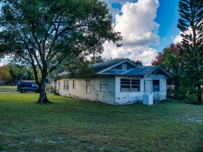 More Photos Of 208 E 28th St, Sanford Land For Sale