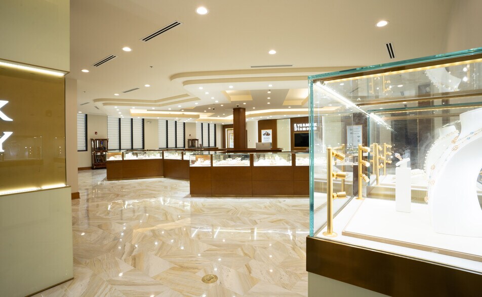 More Photos Of 3170 Peachtree Pkwy, Johns Creek Office For Lease