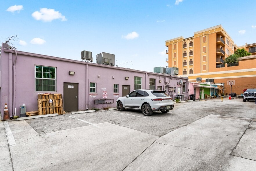 More Photos Of 500-506 Lake Ave, Lake Worth Freestanding For Lease