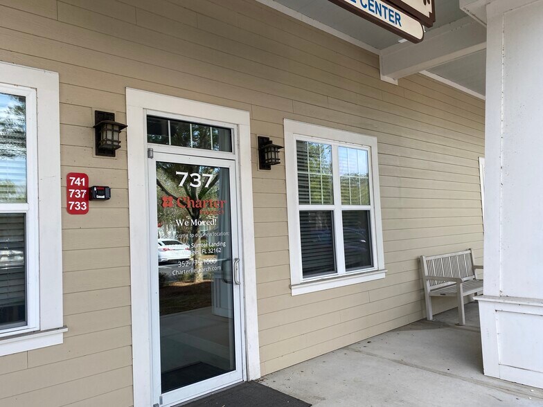 More Photos Of 737 Highway 466, Lady Lake Office For Sale