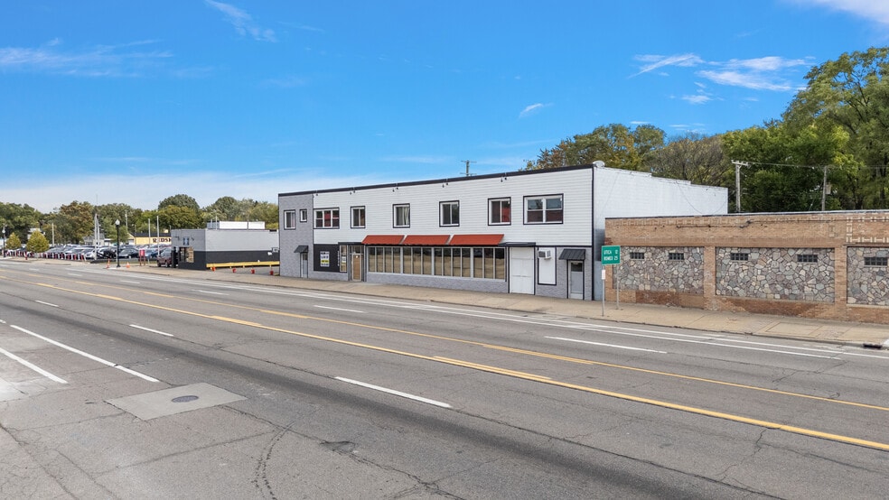 More Photos Of 20934 Van Dyke Ave, Warren Storefront Retail Residential For Lease