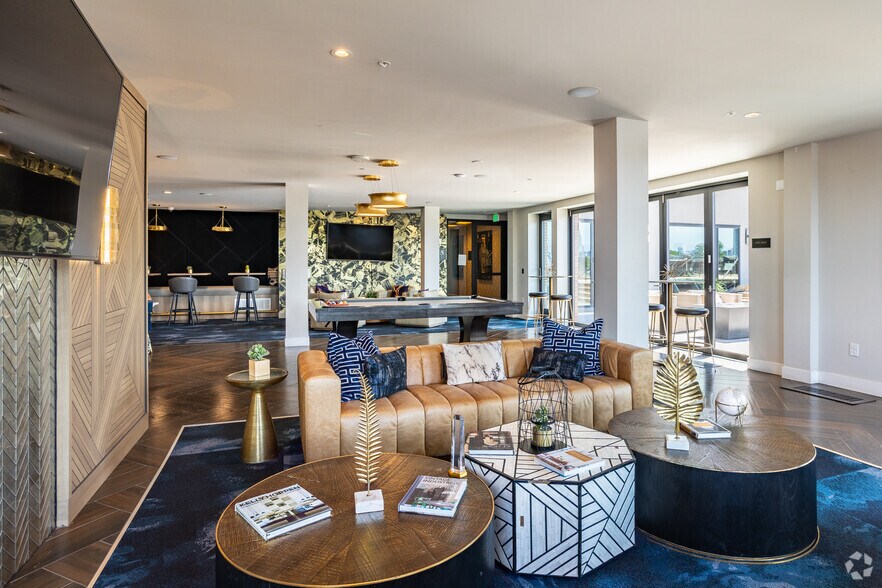 More Photos Of 2560 Welton St, Denver Coworking Space