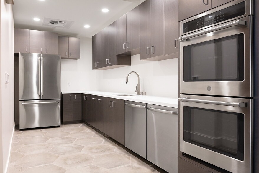 More Photos Of 430 Station Park Cir S100, San Mateo Apartments For Lease