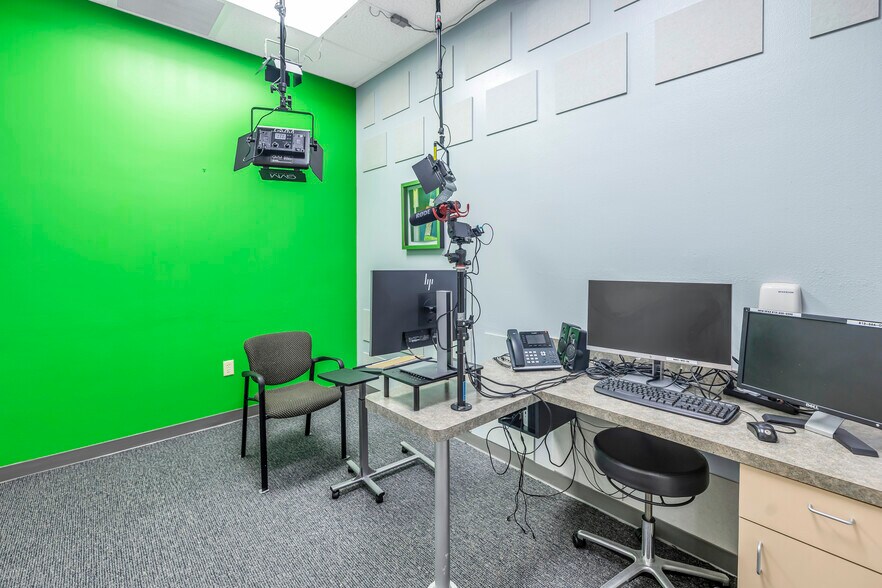 More Photos Of 6322-6326 Gunn Hwy, Tampa Medical For Sale