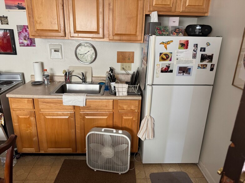 More Photos Of 3853 Delmar Ave, Cincinnati Apartments For Sale