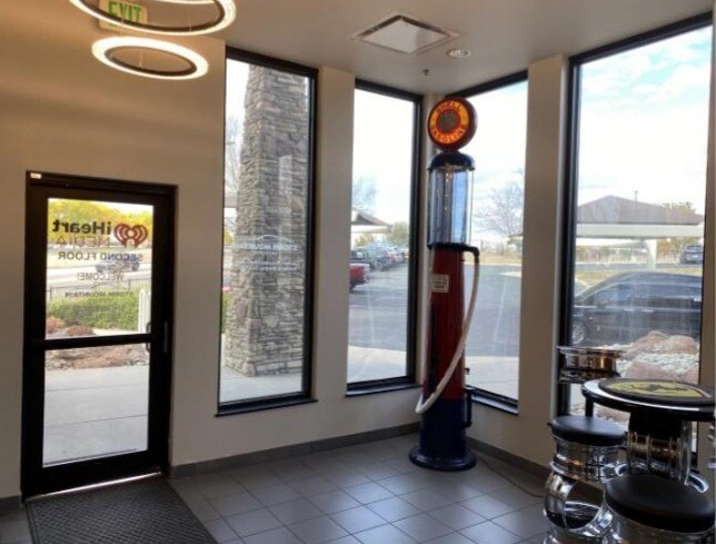 More Photos Of 4270 Byrd Dr, Loveland Office For Sale