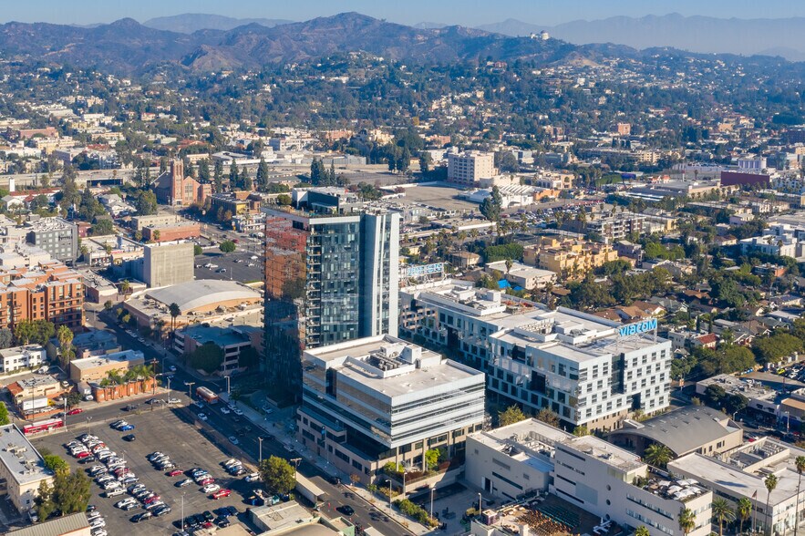 More Photos Of 1500 N El Centro Ave, Los Angeles Office Residential For Lease