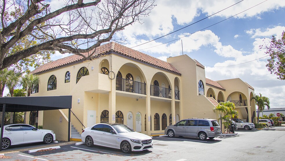 More Photos Of 7300 N Federal Hwy, Boca Raton Office For Lease