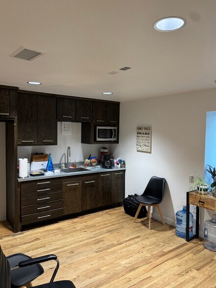 More Photos Of 4319 Camp Bowie Blvd, Fort Worth Medical For Sale