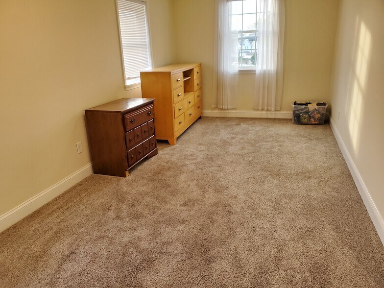 More Photos Of 1005 Chesapeake Ave, Chesapeake Office Residential For Sale