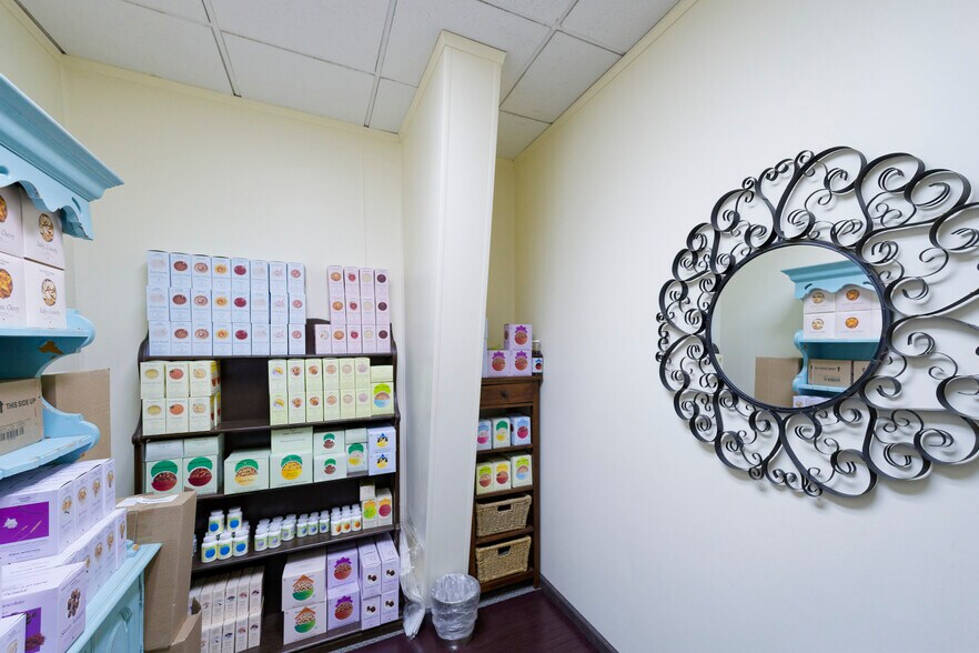 More Photos Of 800 W Platinum St, Butte Medical For Sale