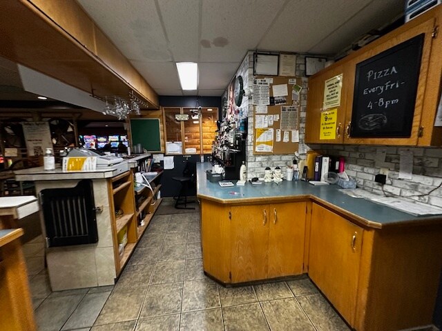 More Photos Of 2216 20th St, Delburne Hotel For Sale