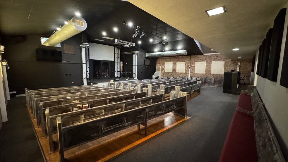 More Photos Of 5445 E 29th St, Kansas City Religious Facility For Sale