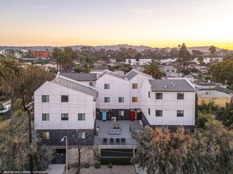 Primary Photo Of 2301 S Cloverdale Ave, Los Angeles Multifamily For Sale