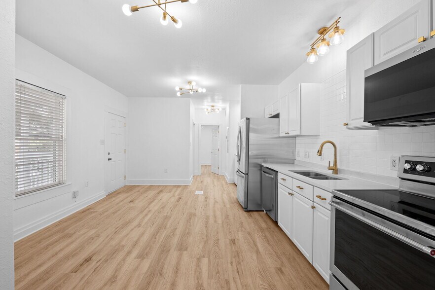 More Photos Of 603 E Grayson St, San Antonio Apartments For Sale