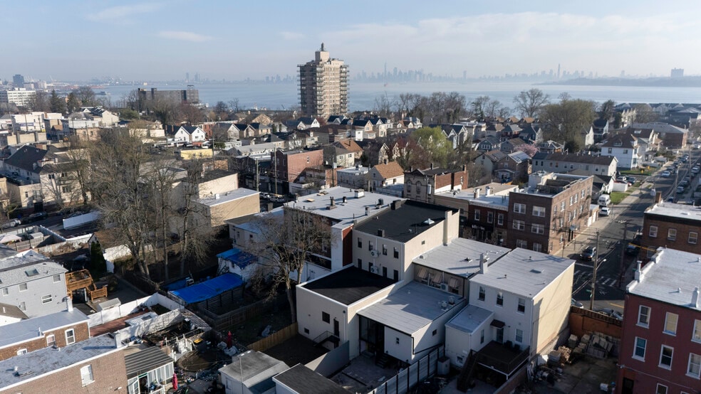 More Photos Of 1256 Bay St, Staten Island Apartments For Sale