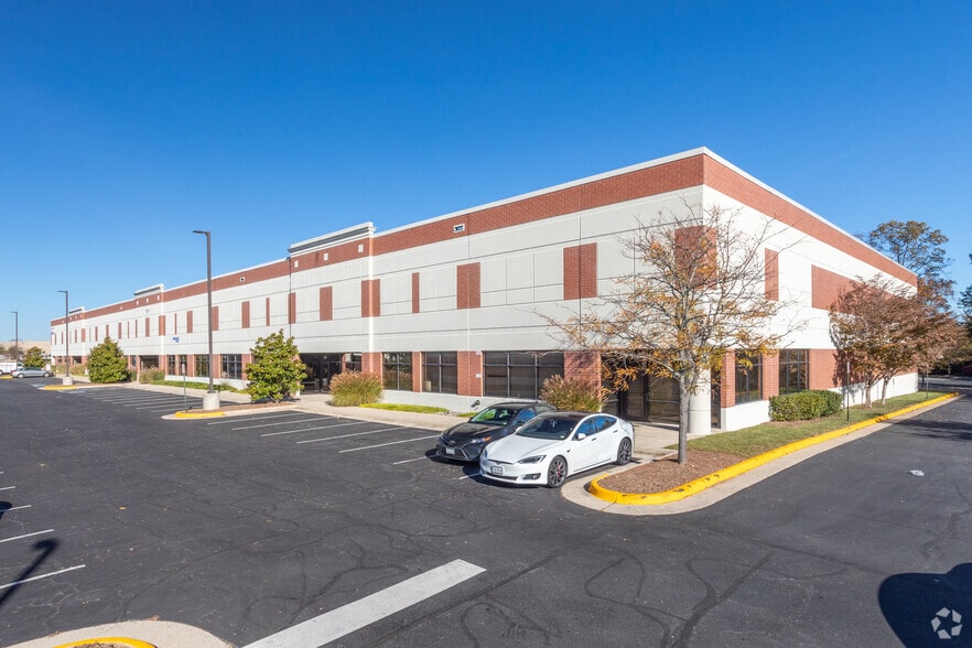 Primary Photo Of 7689 Limestone Dr, Gainesville Service For Sale