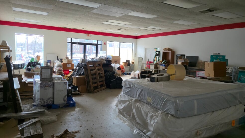 More Photos Of 43 E Bridge St, Spring City Unknown For Lease