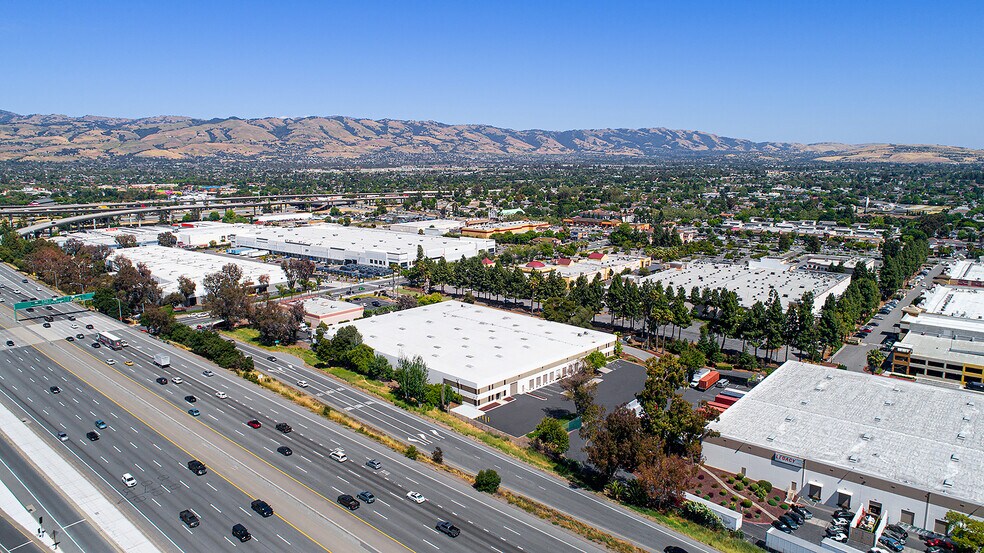 More Photos Of 905 McLaughlin Ave, San Jose Distribution For Lease