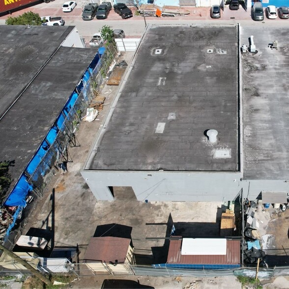 More Photos Of 1046-1048 E 26th St, Hialeah Warehouse For Lease