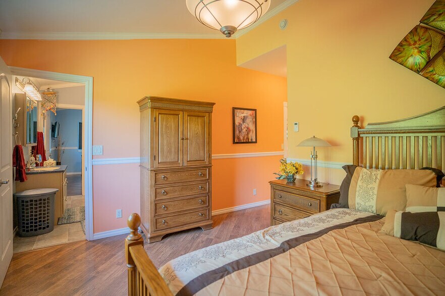 More Photos Of 455 Division St, Fairbanks Specialty For Sale