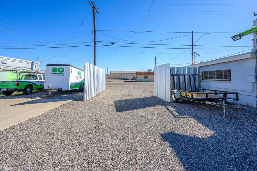 More Photos Of 3446-3450 N 29th Ave, Phoenix Warehouse For Sale
