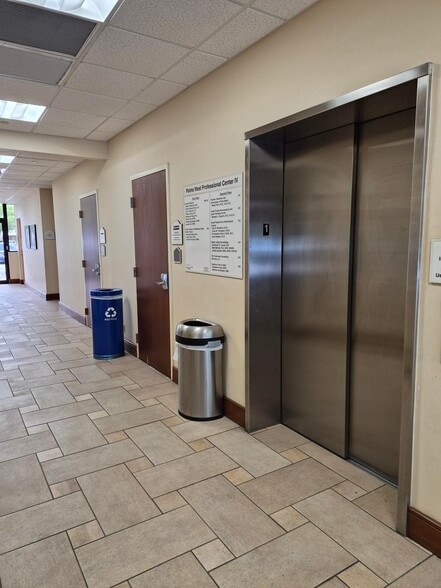 More Photos Of 12983 Southern Blvd, Loxahatchee Medical For Lease