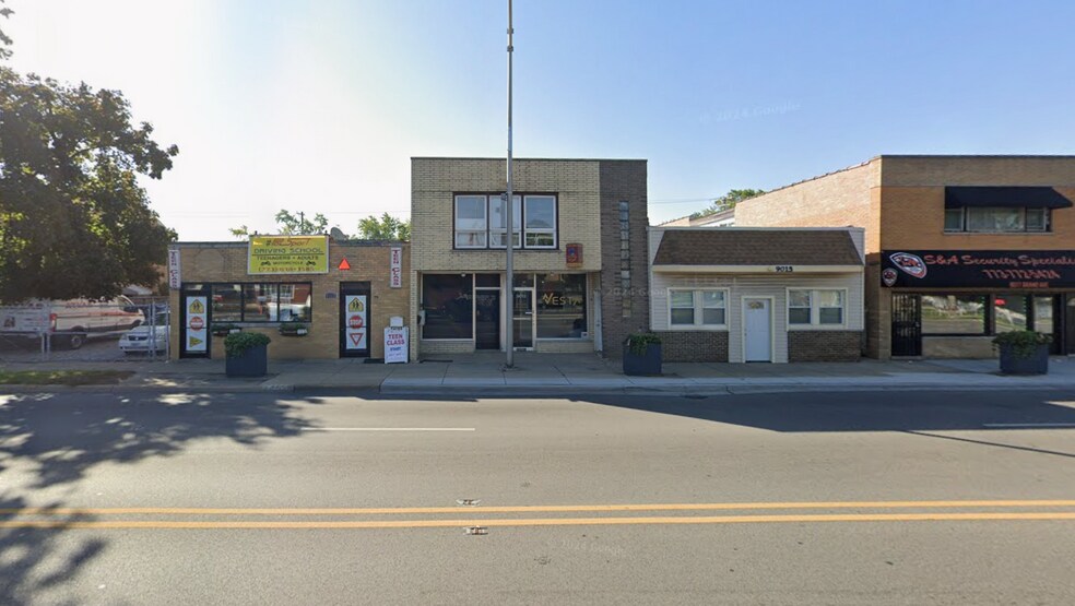 Primary Photo Of 9013 W Grand Ave, River Grove Office Residential For Lease